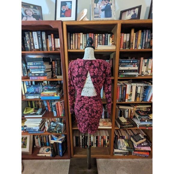 For love & lemons shailee ruched sparkly open back mini dress sz small euc - Picture 3 of 7